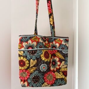 Vera Bradley tote bag with functional button closure